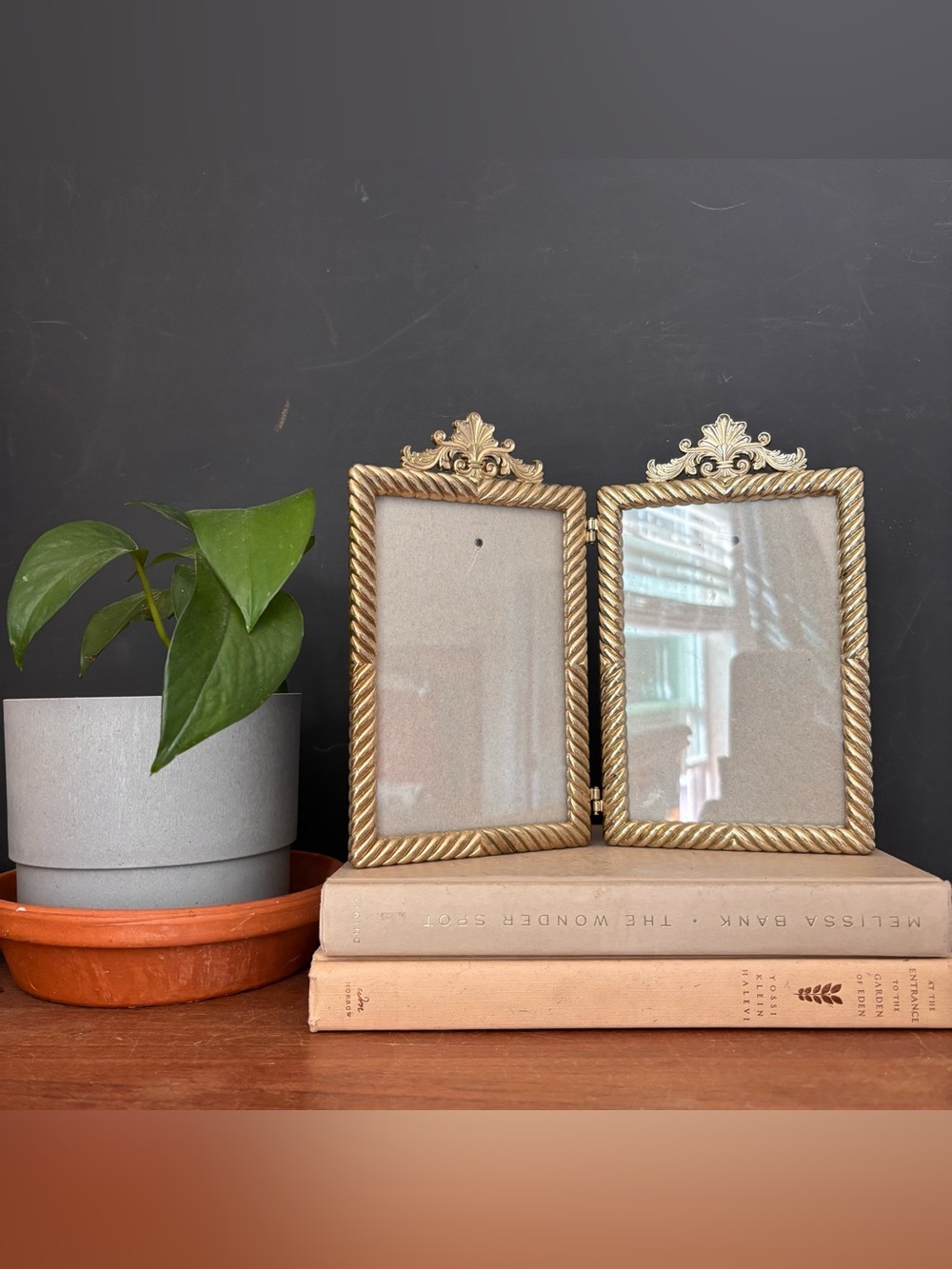 Vintage Gold Double Hinged Picture Frame